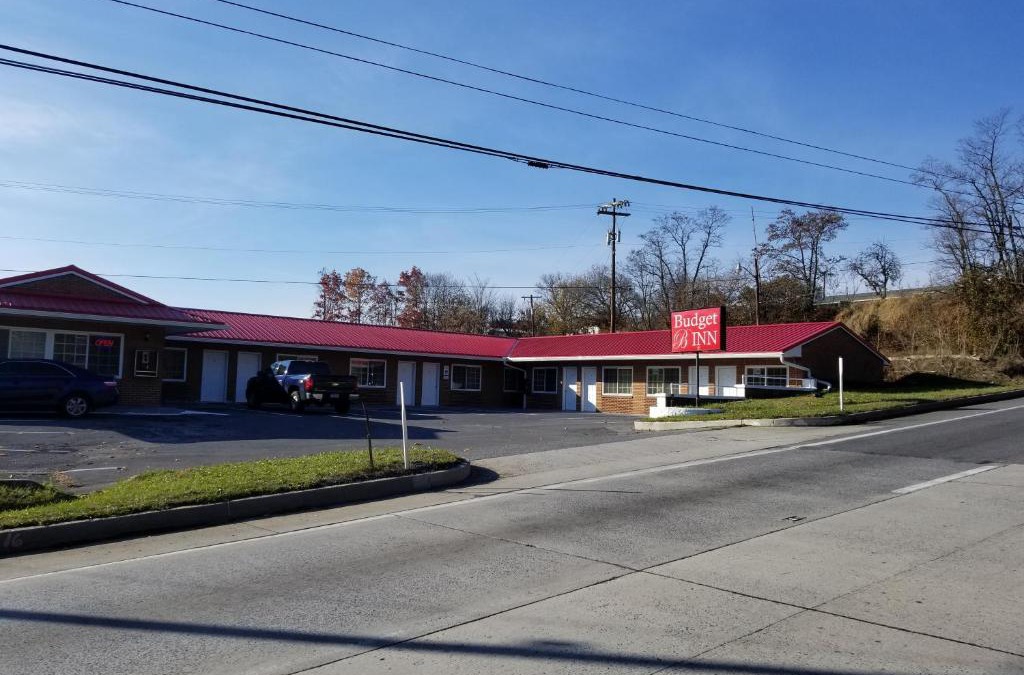 Breezewood Hotel | Budget Inn Breezewood