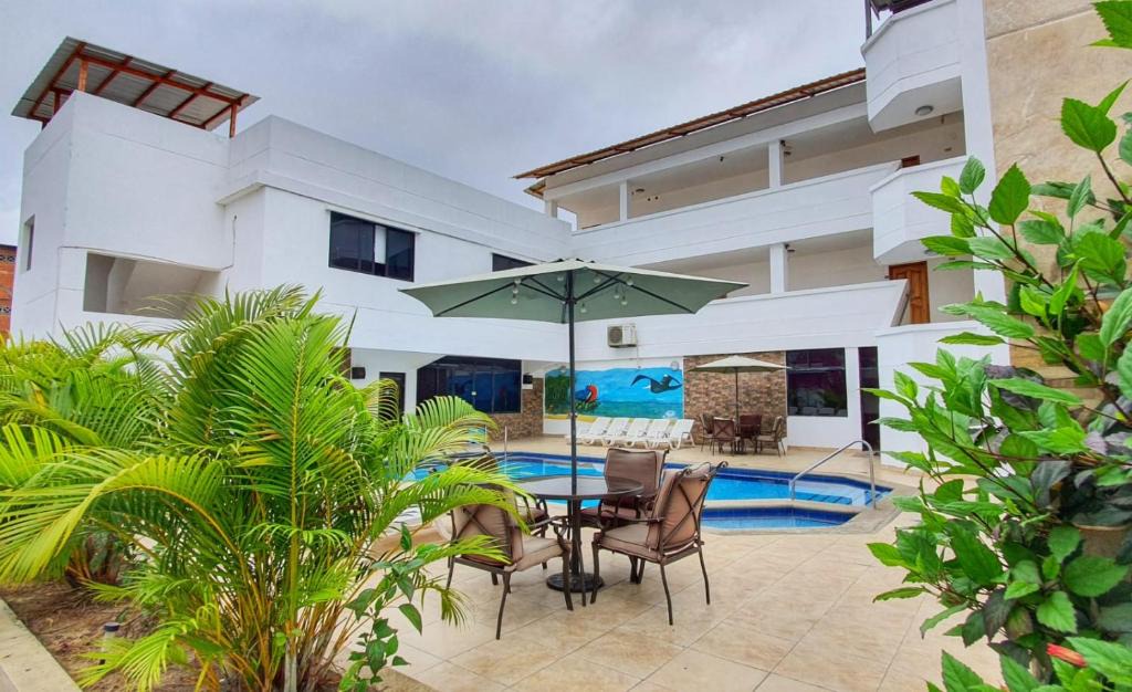 Bahia de Caraquez Hotel | Buenavista Place Hotel