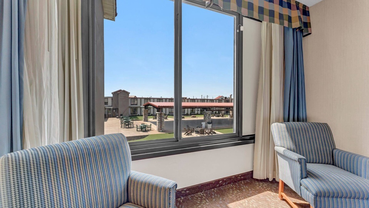 Cheektowaga Hotel | Buffalo Airport Hotel