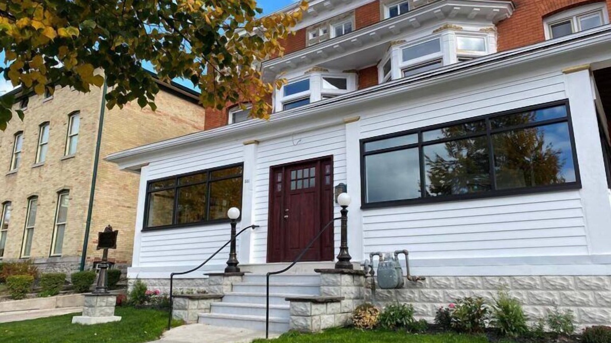 Allentown House | Buffalo Guesthouse