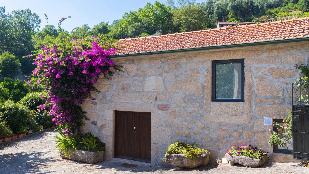 Cabeceiras de Basto Cottage | Buganvília Loft - Quinta do Tapadinho
