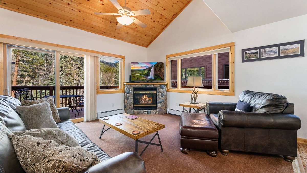 Fall River Estates Condo | Bugle Pointe B11 (HT)