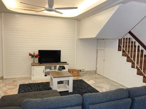 Klang House | Bukit Tinggi, Klang- Cozy home