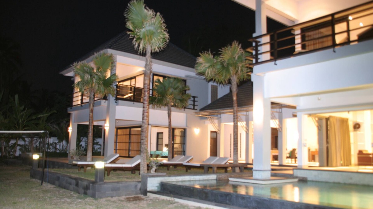 Bukti Villa | Bukti: Very luxury villa for up to 10 people in North Bali
