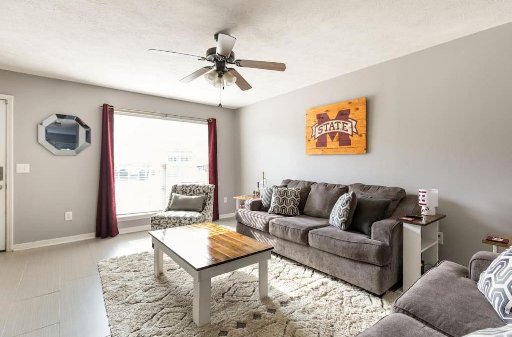 Starkville House | Bulldog Academy. Convenient to MSU.