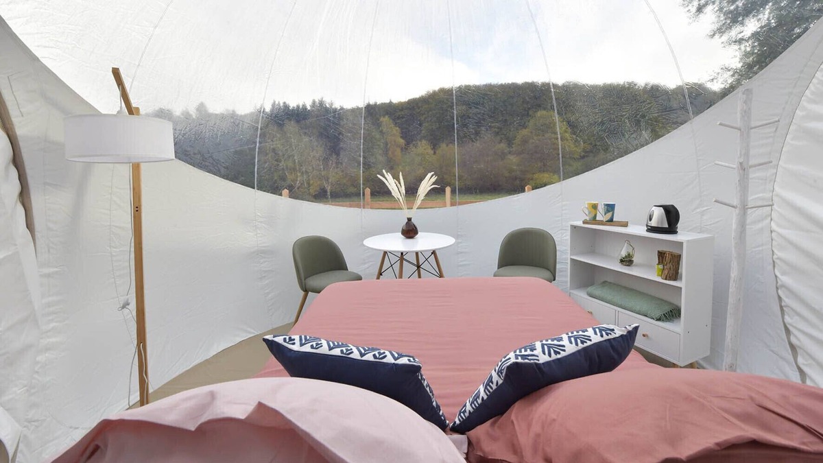Quarre-les-Tombes Cabin | Bulle Ecureuil... eyes in the stars in the heart of the Morvan