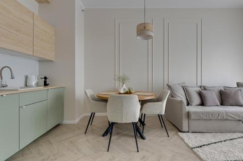 Przymorze Apartment | Bulvar & Parking by Downtown Apartments