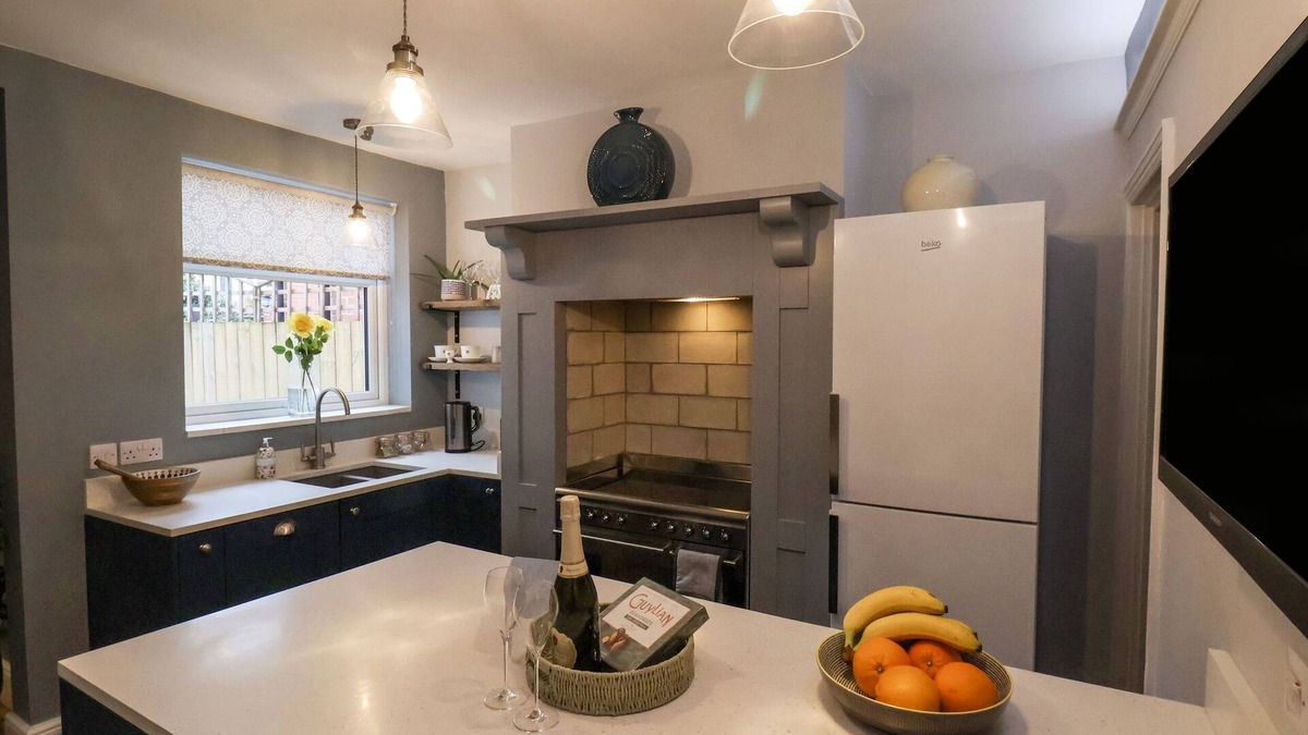 Beverley Cottage | Bumblebee Cottage