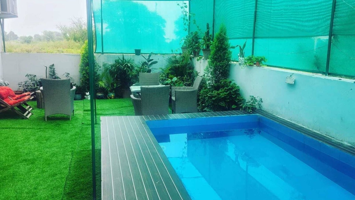 Mohali Villa | Bungalow with Swimming pool n pool table 4 bedrooms AC, WiFi, Mohali Chandigarh