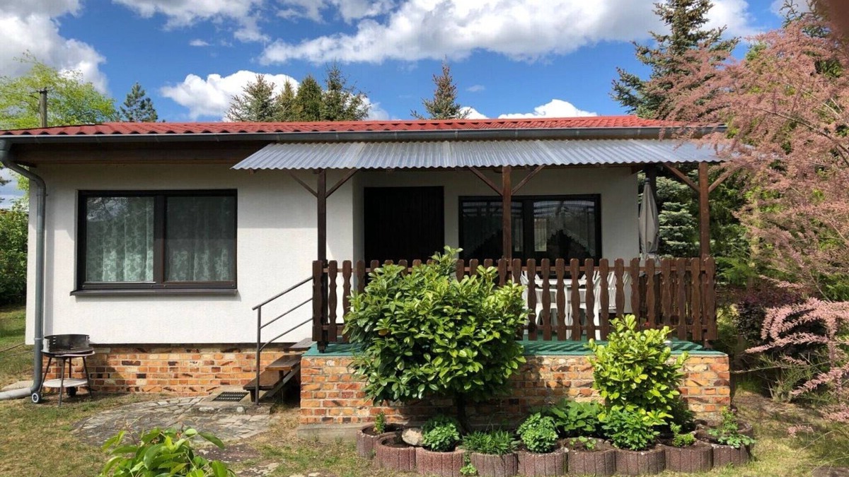Jessern Apartment | Bungalow in Spreewald with Terrace and Lawn