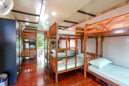 Lubok Buaya Hostel | Bunga Hostel Female Dorm