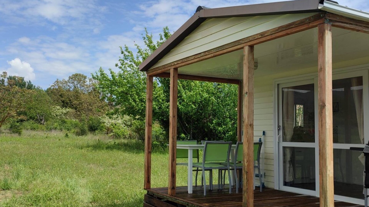 Saint-Martin-de-la-Brasque House | Bungalow at the foot of the Luberon - 5mn from Etang de la Bonde