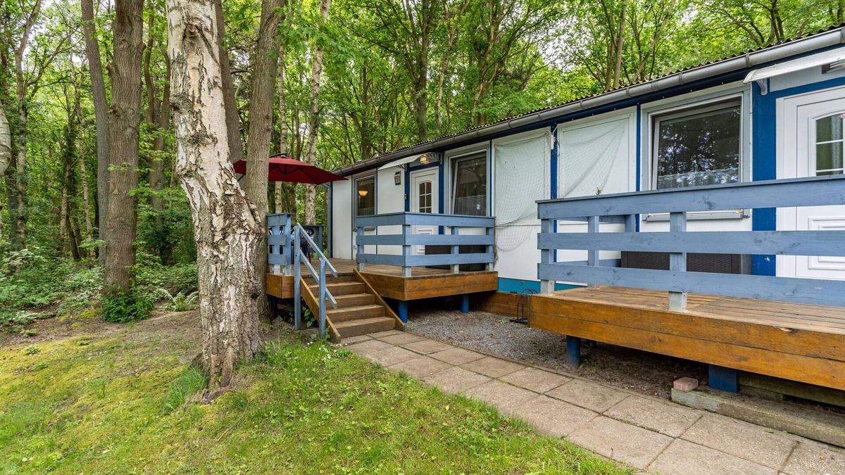 Bakenberg House | Bungalow 'Bungalow Bark Sedov, Bgl 3' with Private Terrace and Wi-Fi