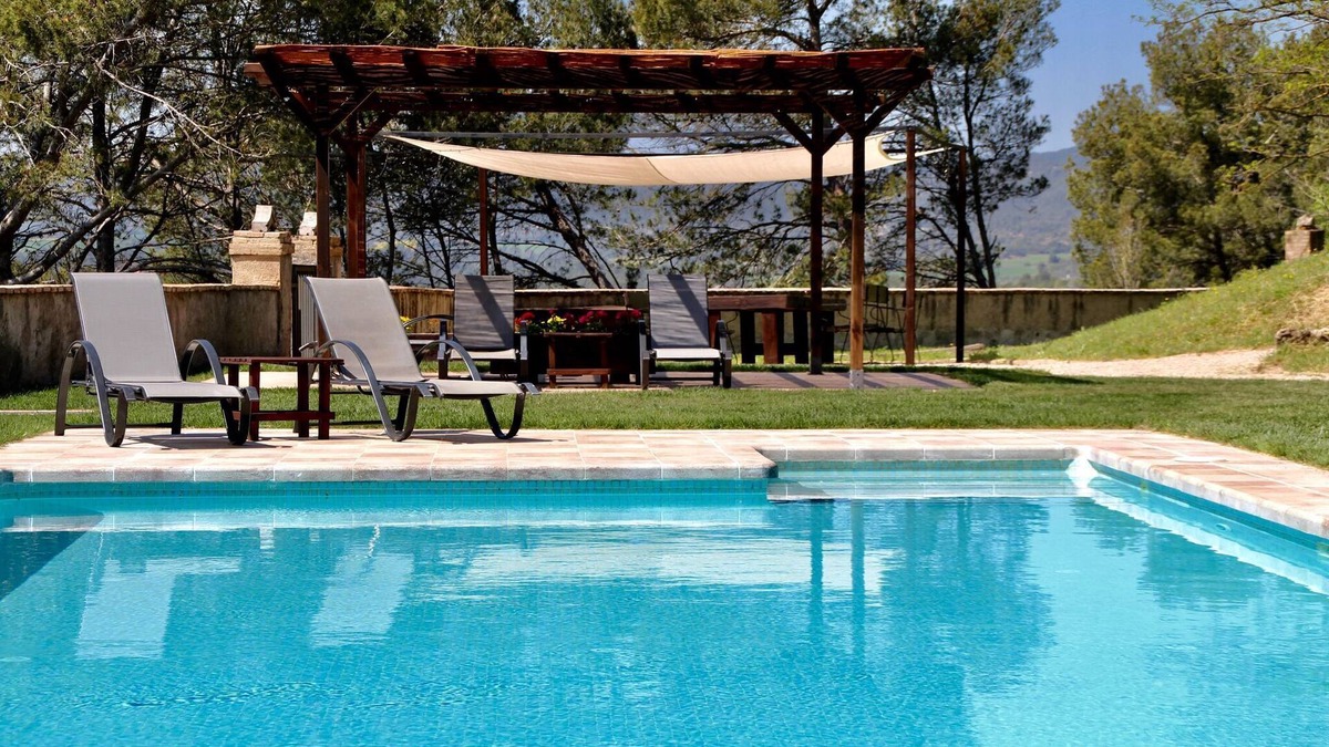 La Torre de Claramunt House | Bungalow Riu d'Agost with private terrace