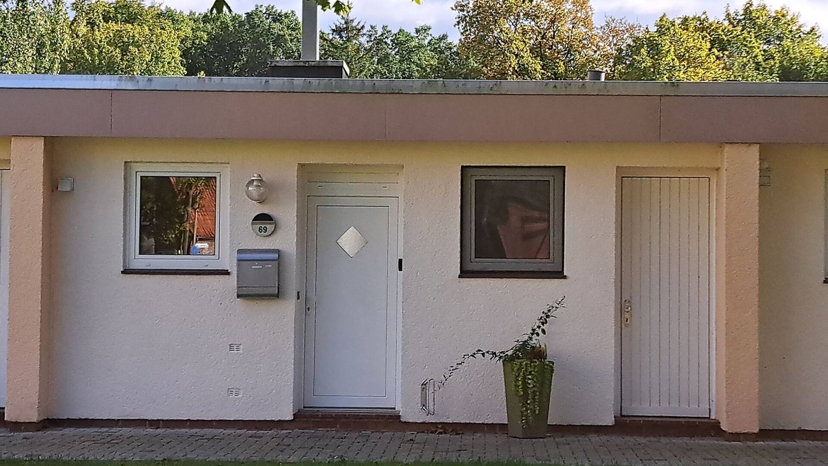 Bremervoerde House | Bungalow for 2 guests with 50m² in Bremervörde (296028)