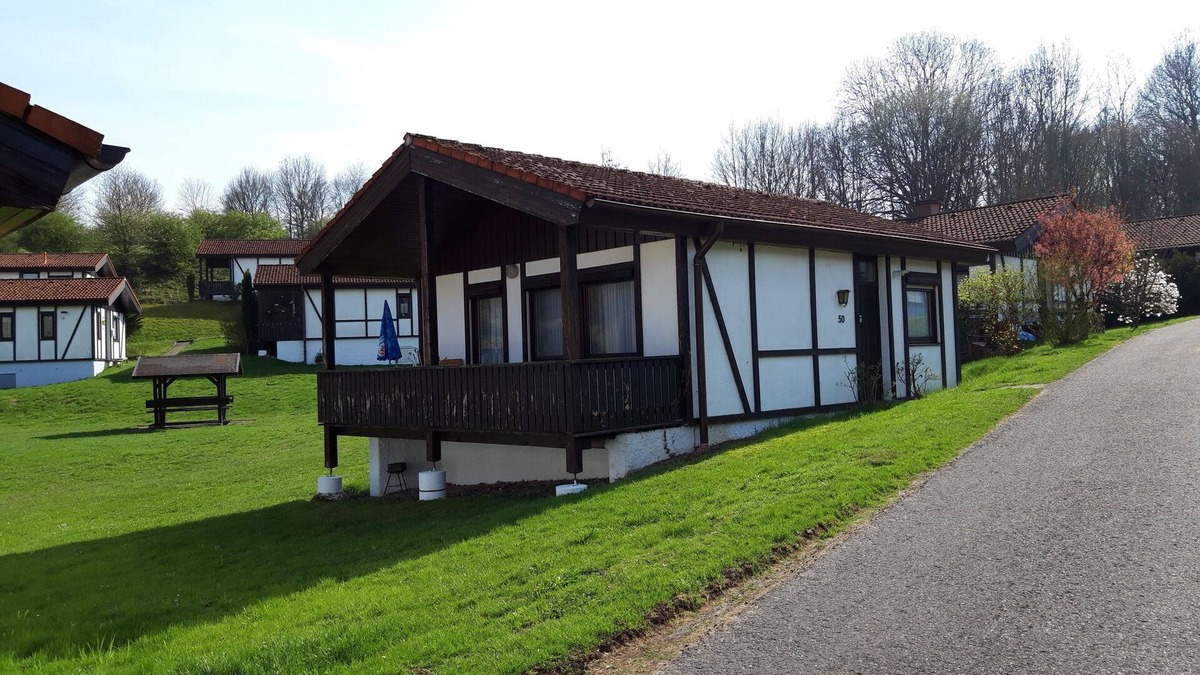 Dipperz House | Bungalow for 4 guests with 52m² in Dipperz (242489)