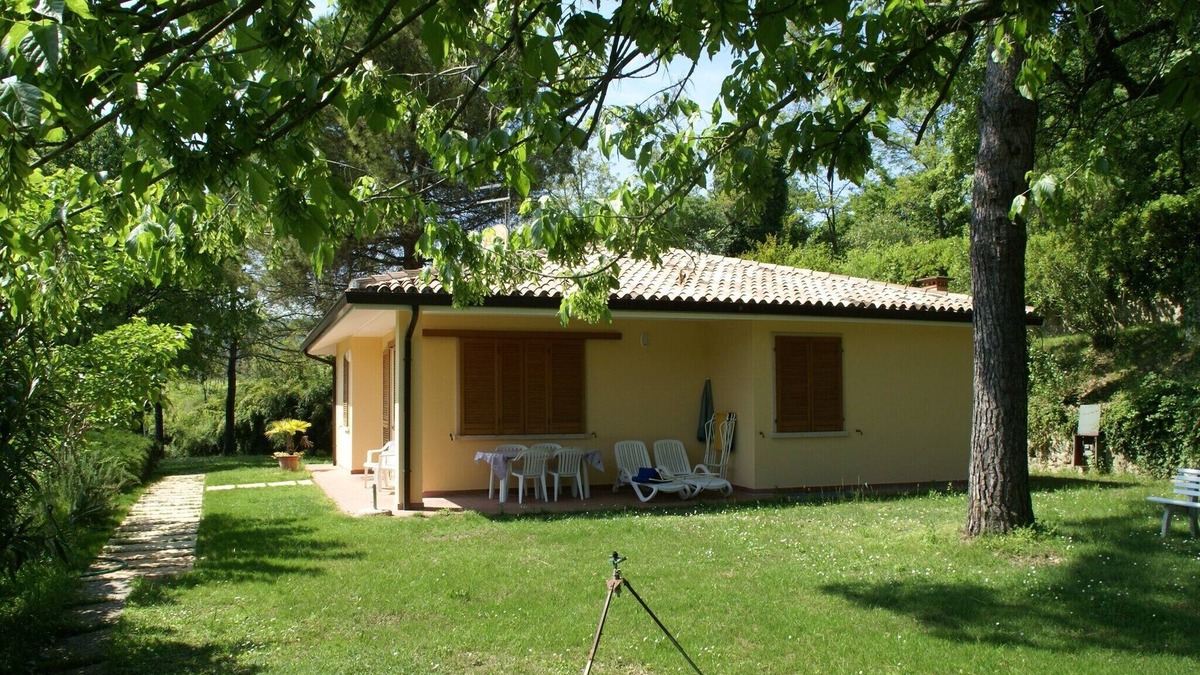 Garda House | Bungalow in Garda near Lake & Pool