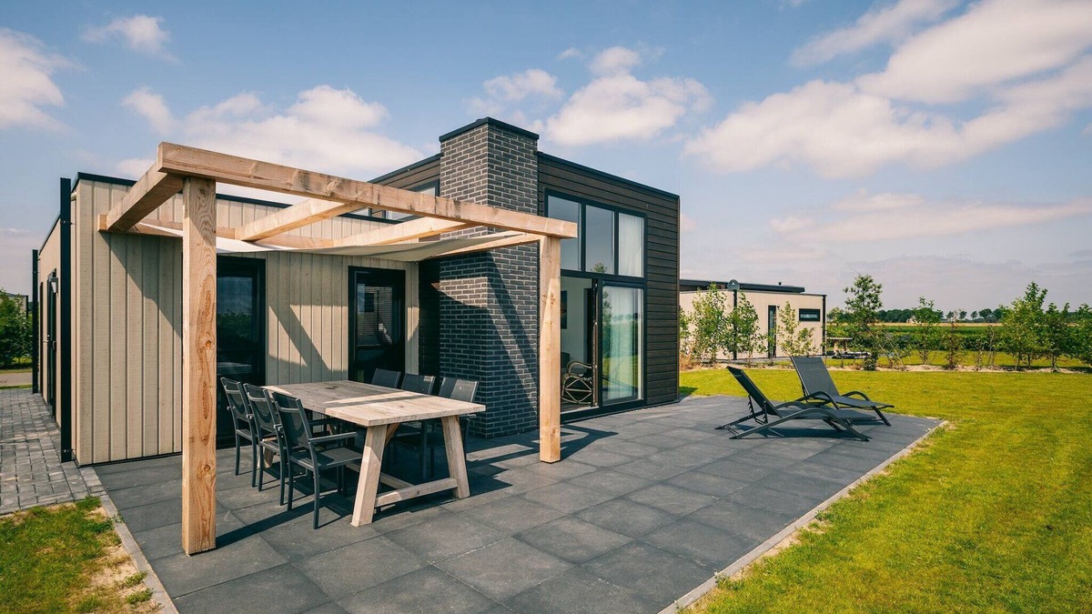 Herkingen House | Bungalow in Ouddorp by Nature Reserve