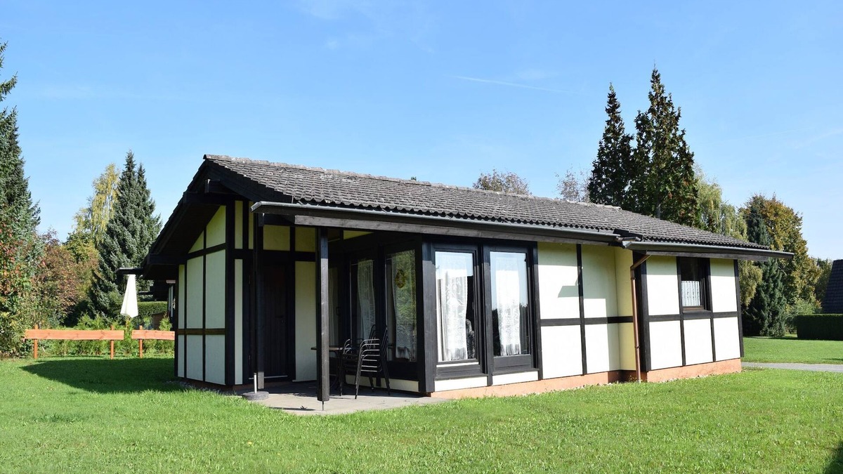 Waldbrunn House | Bungalow in Tranquil Setting with Terrace