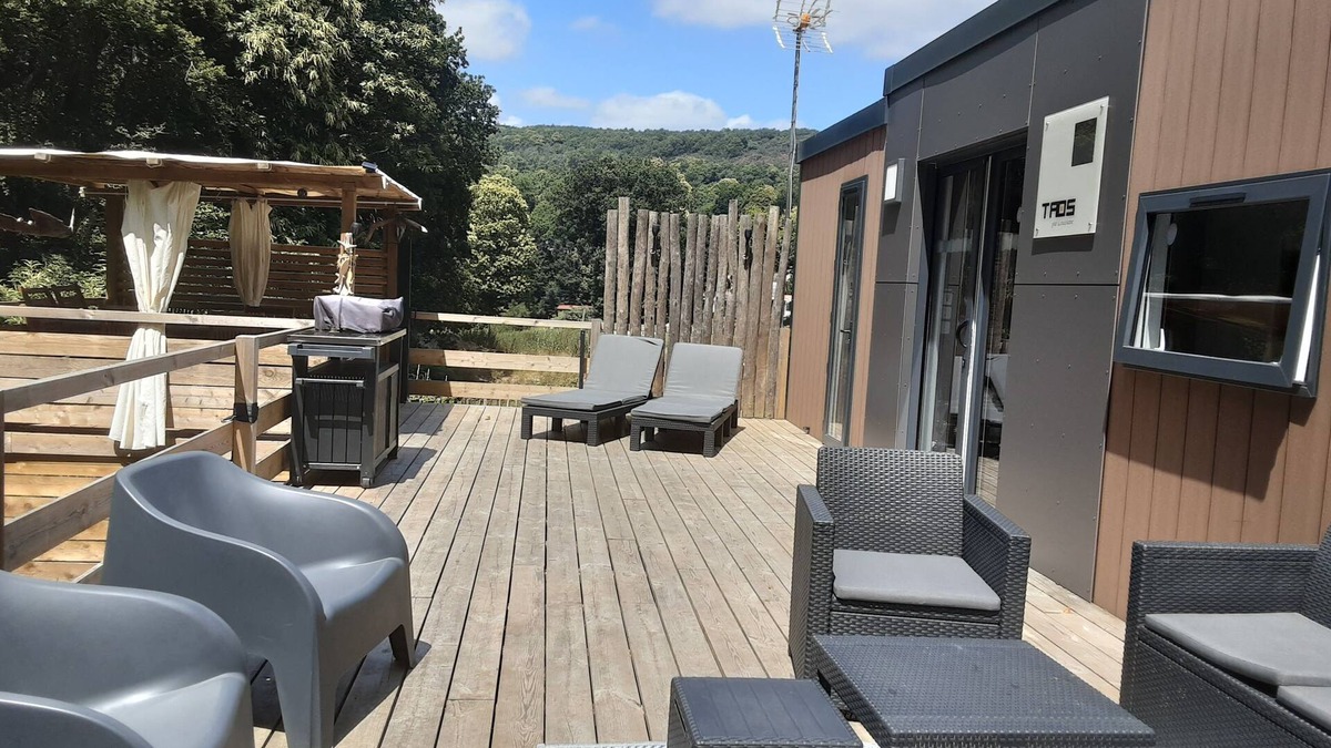 Caurel House | BUNGALOW LAC DE GUERLEDAN