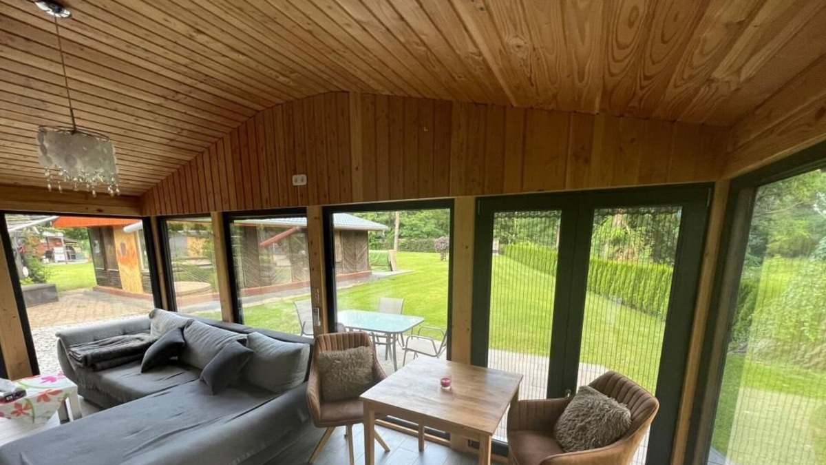 Mullrose Apartment | Bungalow No 5 Müllrose 800 meters to the lake