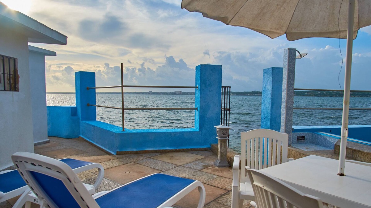 Matanzas Villa | Bungalow over the sea with Pool & views