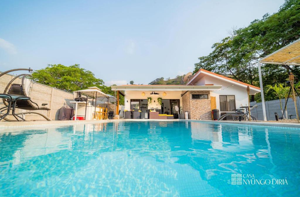 Canafistula House | Bungalow with private pool only 15min from Tamarindo Beach