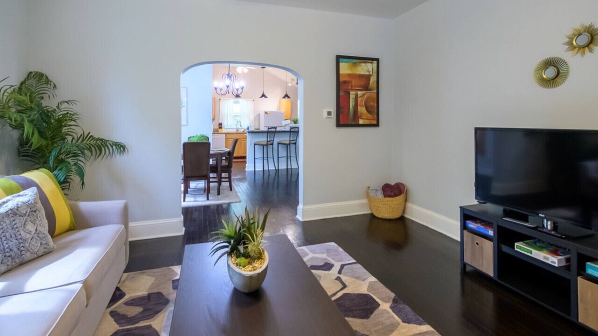 North Chesterfield House | Bungalow with Spiral Staircase Nook Borders Park