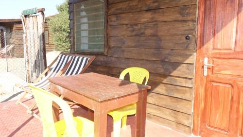 Mahajanga House | bungalows at somaroala on the beach