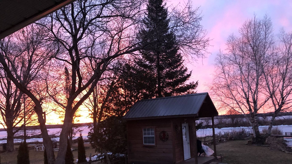 Kawartha Lakes Cabin | Bunkie on the lake