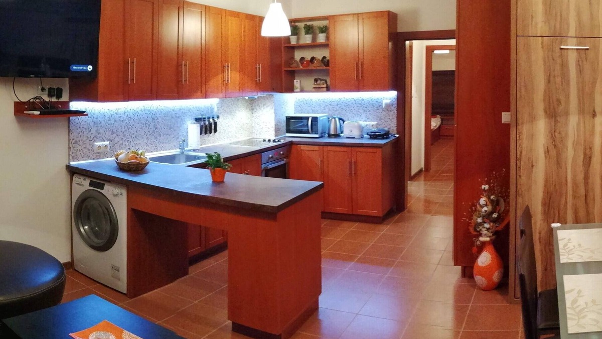 G.K. Bratya Miladinovi Apartment | Burgas University apartaments center