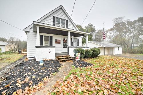 Colliers House | Burgettstown Home - 7 Mi to KeyBank Pavilion