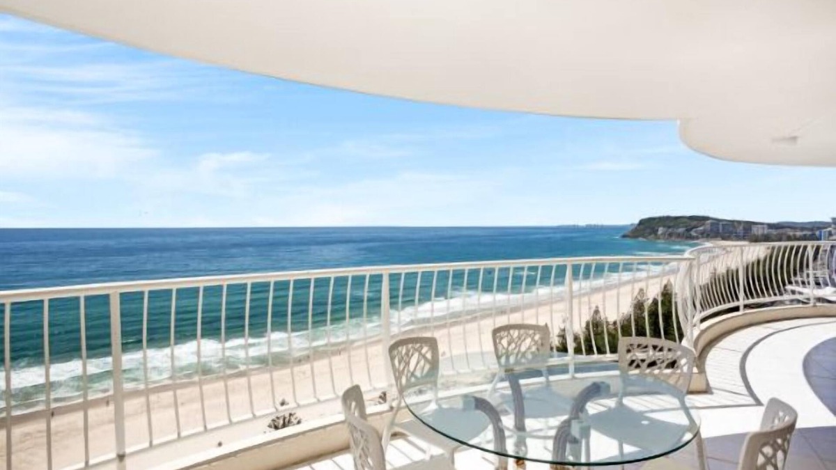Miami Apartment | Burleigh Surf 19th floor