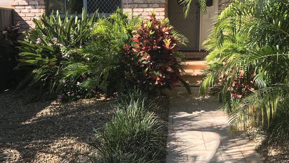 Burleigh Waters Villa | Burleigh Waters Retreat - Point of Difference - east coast holidays online