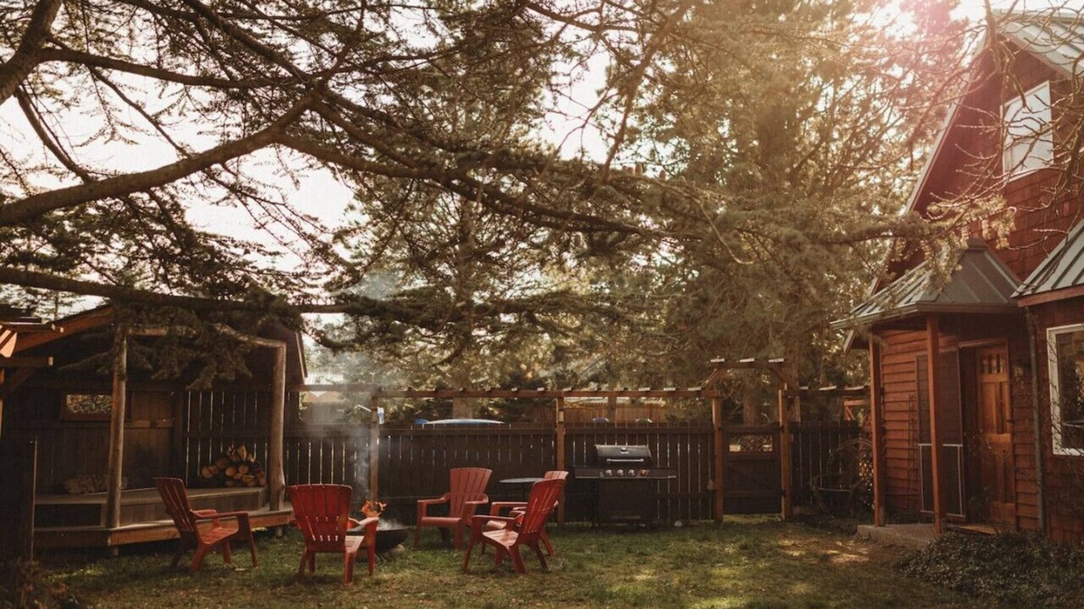 Sequim House | Burning Man's Gallery Abode