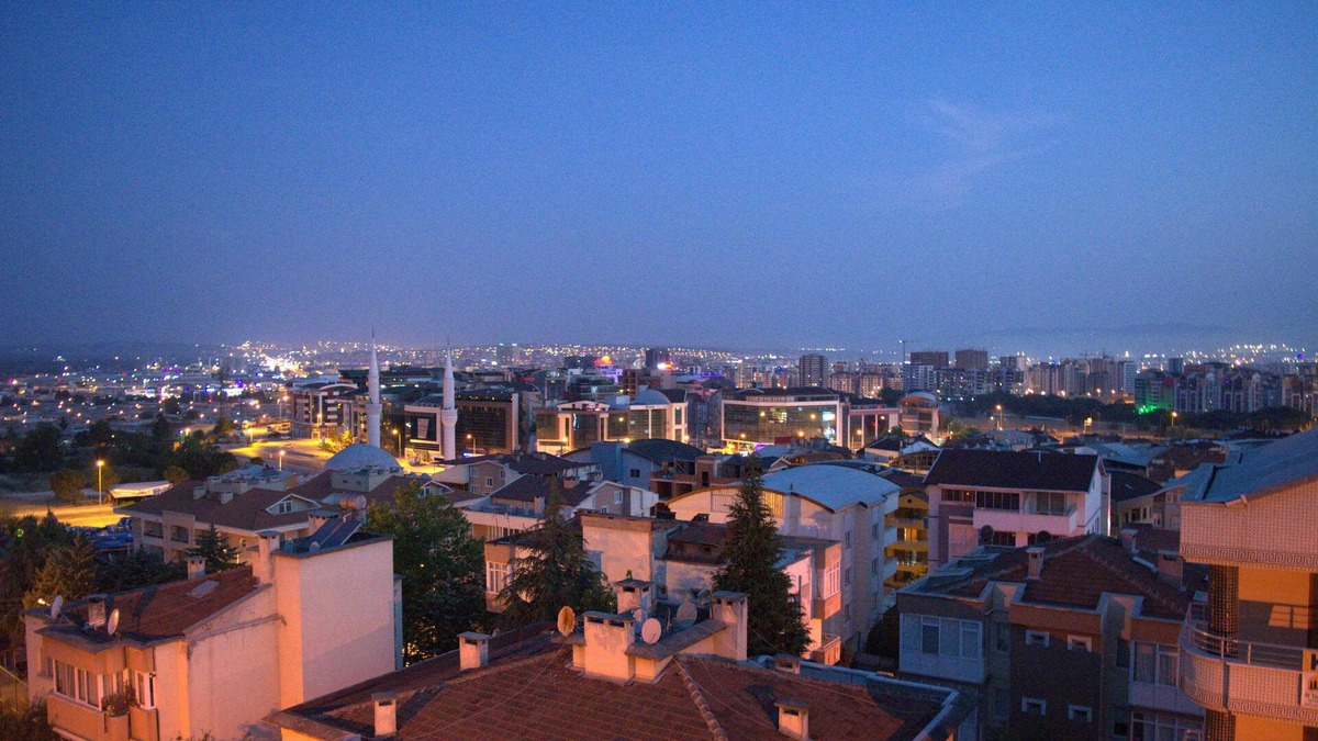 Besevler Mahallesi Apartment | Bursa Larimar Apartment - No: 5