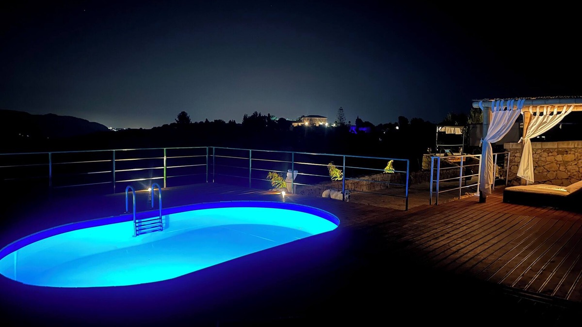 Priolo Gargallo House | busbnb paradise