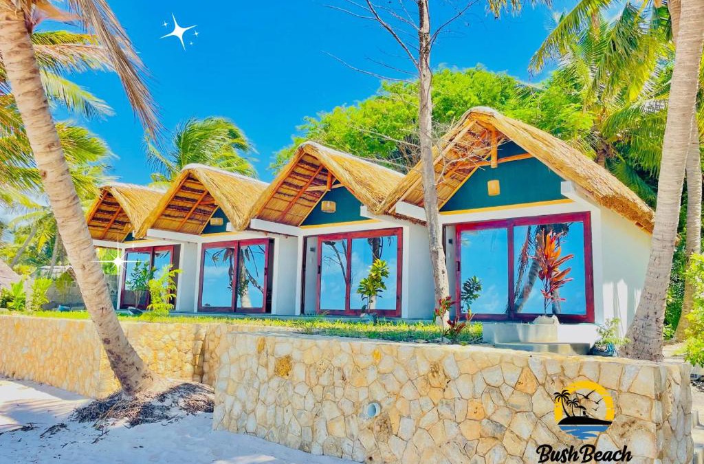 Vilanculos Cabin | Bush Beach Backpackers