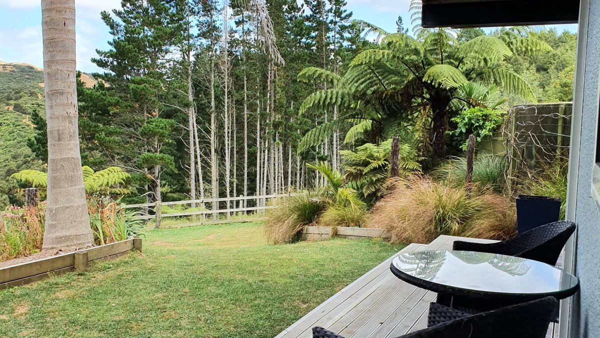 Waitetuna Apartment | Bush View Hideaway - 20 mins to Raglan and Hamilton