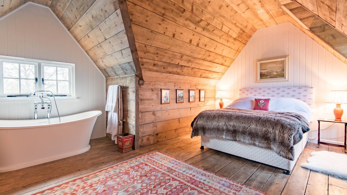 Chiddingstone Hoath House | Bushes Oast by Bloom Stays - Oast house sleeping 5 guests in 2 bedrooms
