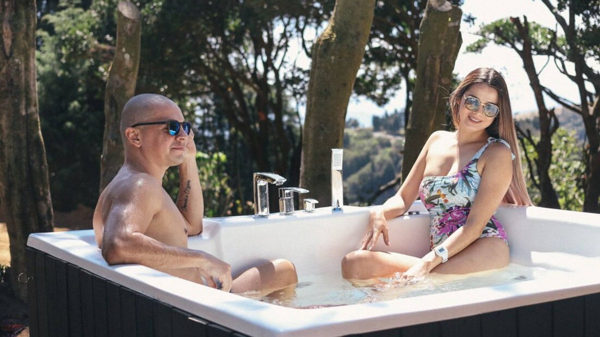 Sarchi Norte House | BusHotel with Jacuzzi