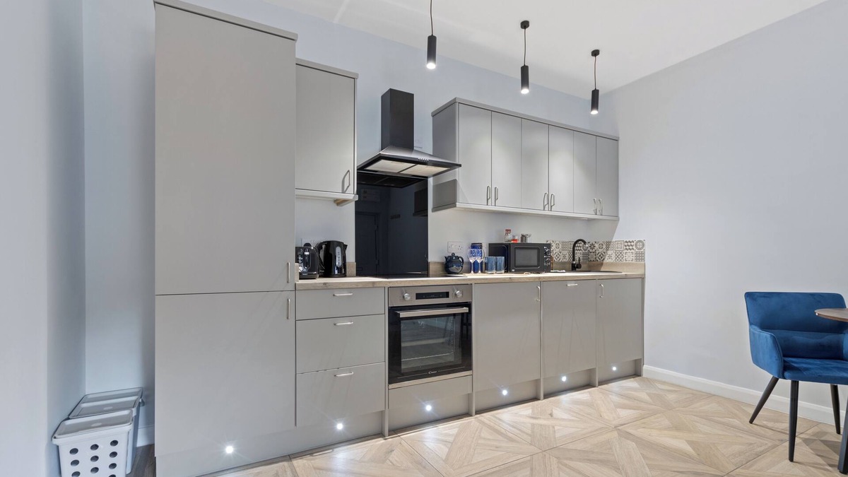 Mapperley Apartment | Bushrah House