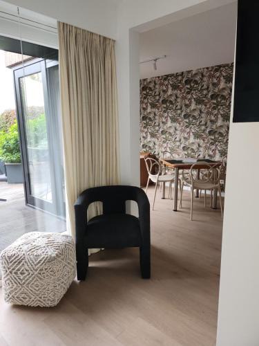 Geel Apartment | Business Accommodation 'Garden' Living Intimate