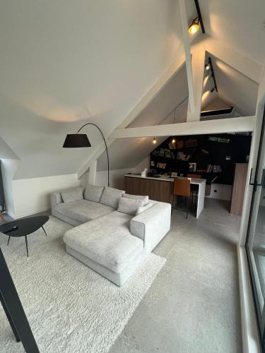 Geel Apartment | Business Accommodation 'Loft' Intimate