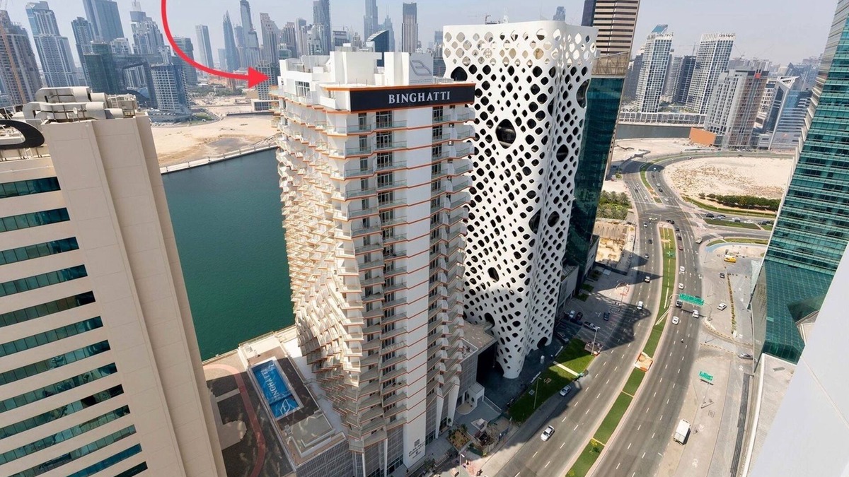 Business Bay Apartment | Business Bay Penthouse - Rooftop with Luxury Balconies