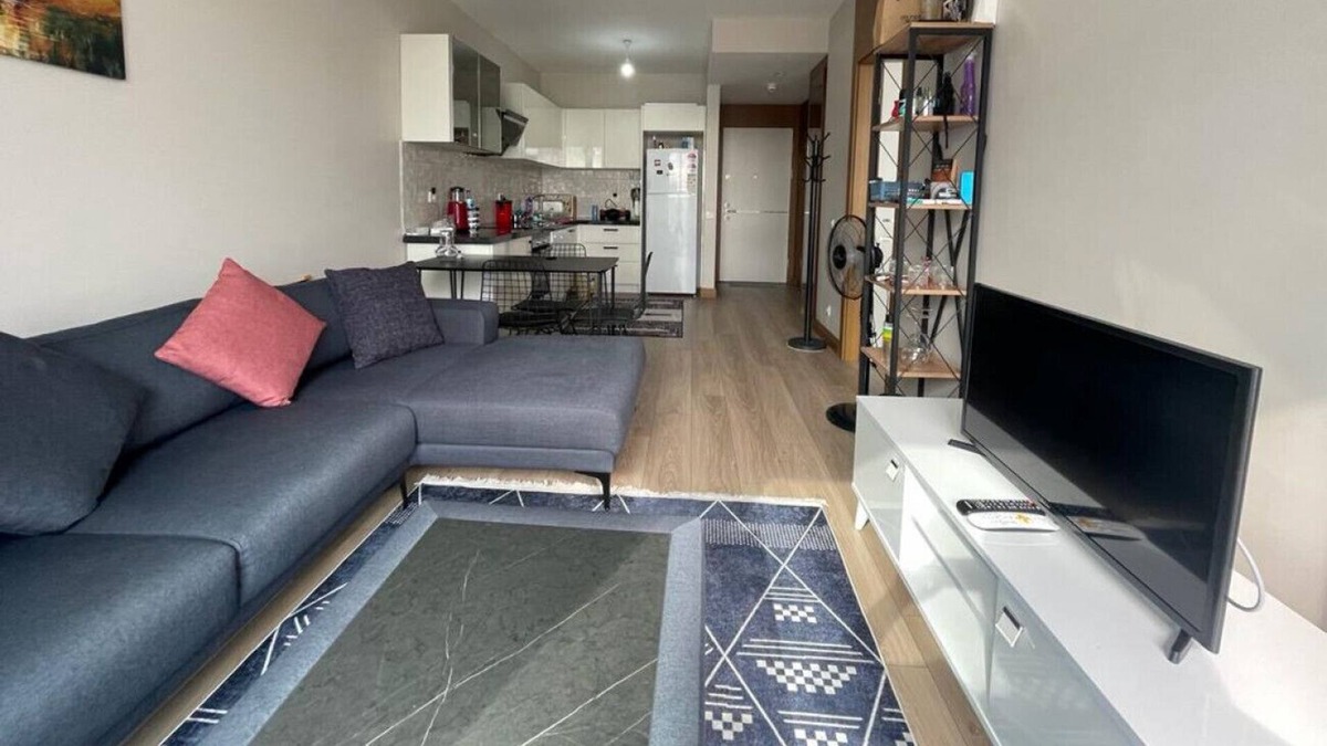 Kadikoy Apartment | Business-Friendly Residence Flat in Fikirtepe