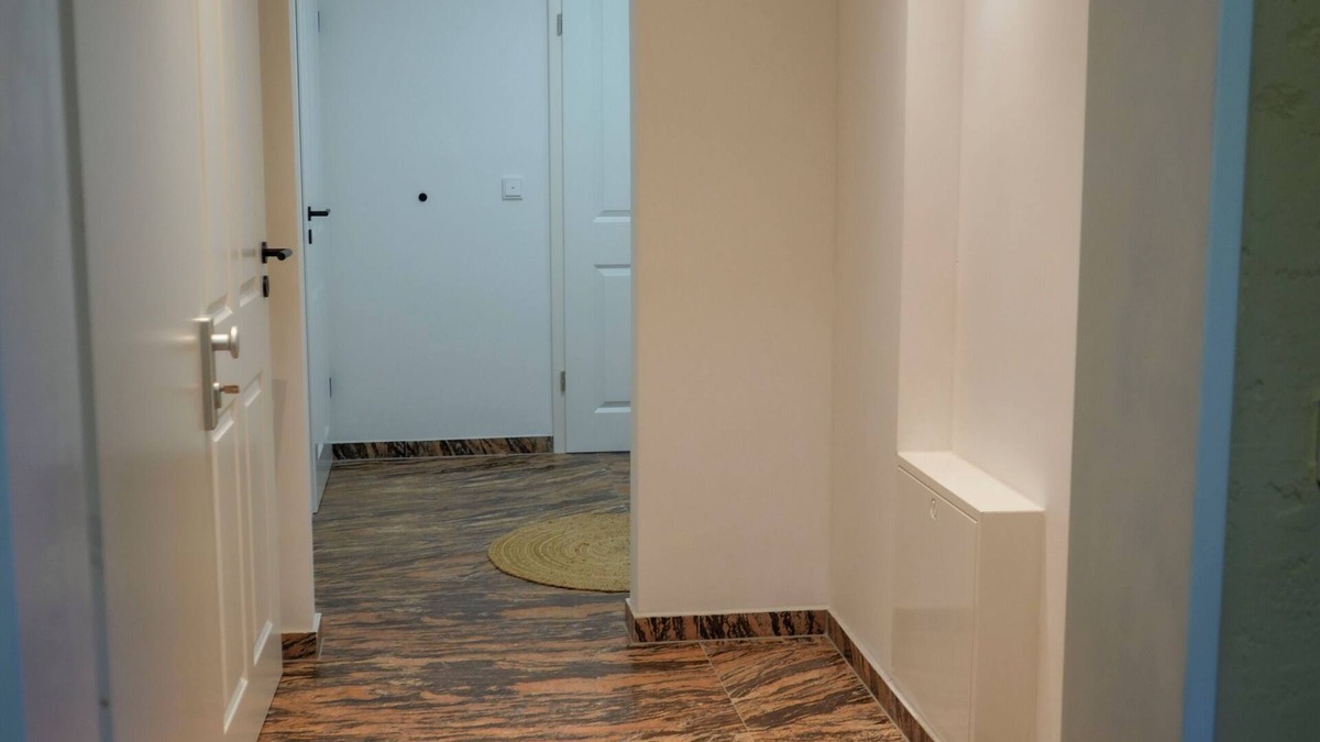 Berenbostel Apartment | Business & Trade Fair Apartment Fitters - 3 rooms - Kitchen - Terrace - NO1