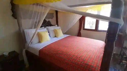 Voi House | Bustani cottages