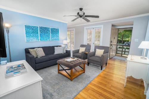 Saugatuck House | Butlers Quarters