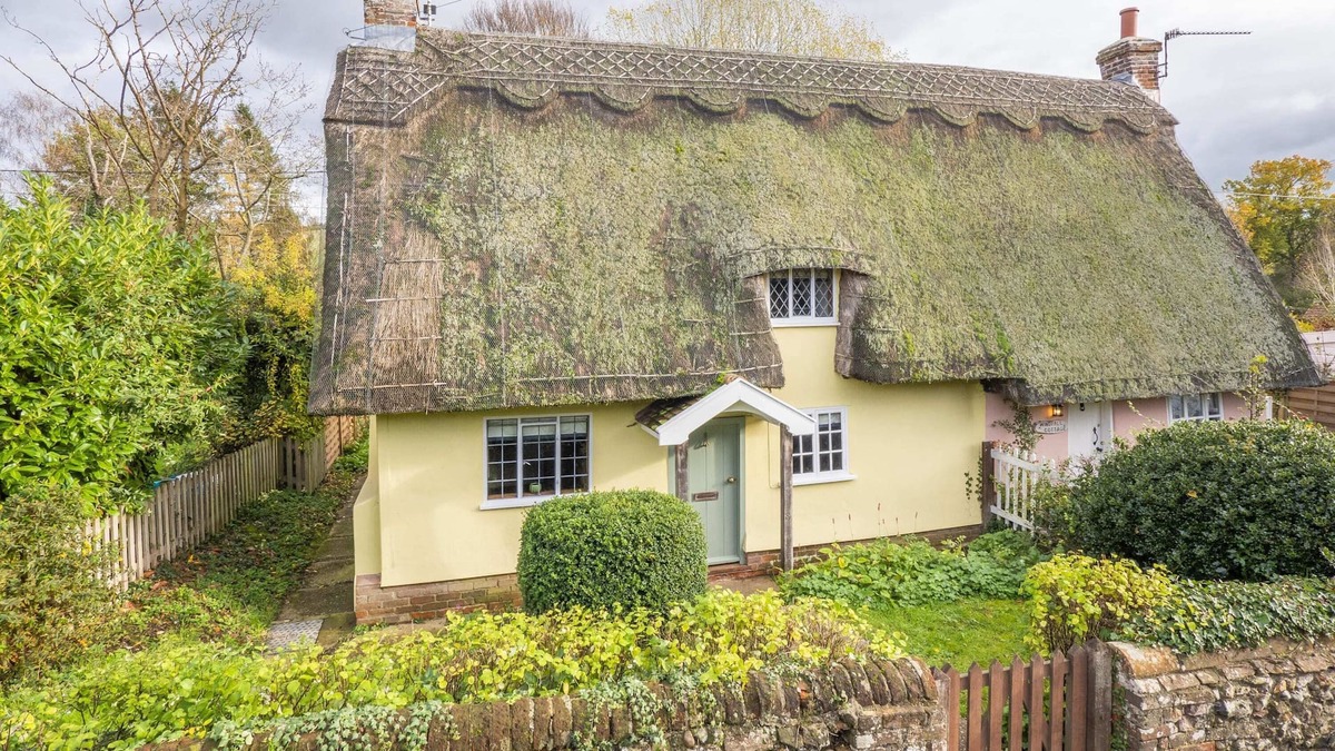 Hartest House | Buttercup Cottage, Hartest